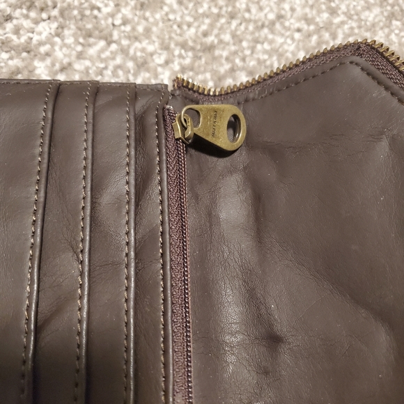 2/$30 like new πMatt and natt vegan leather clutch with metal zipper detailing - Picture 8 of 16